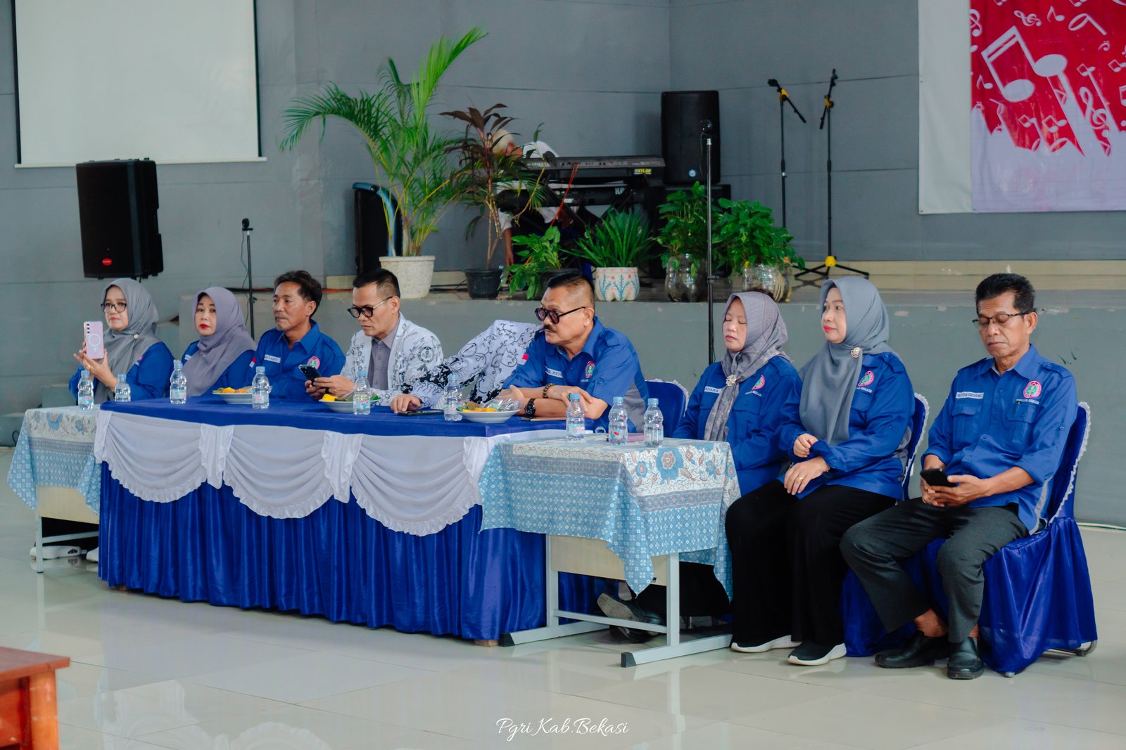 DSC05084-2 - Copy.jpg